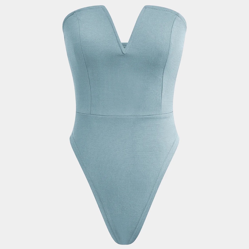 Micas | V-Neck Strapless Bodysuit